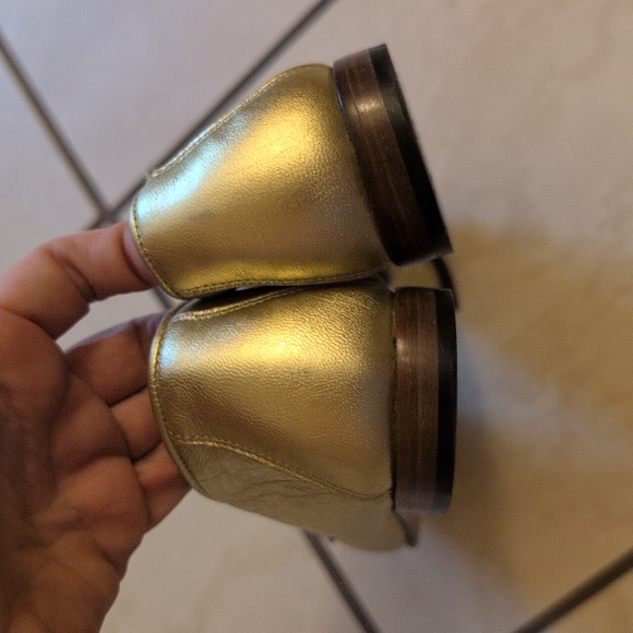 Escada Loafers Metallic Gold Leather Flat Made In Italy Size 10 - Picture 10 of 13